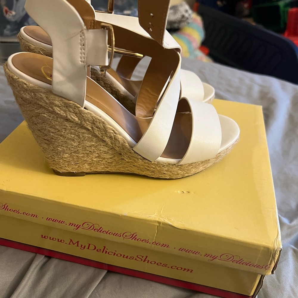 Heels - Picture 2 of 5